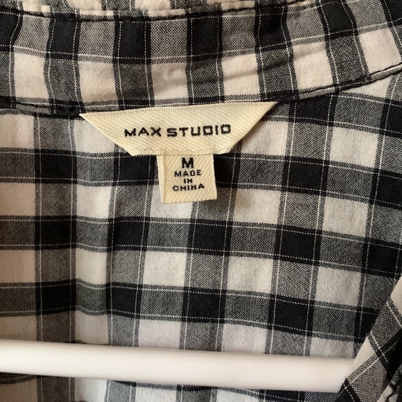 Max Studio Blouse - Picture 2 of 5